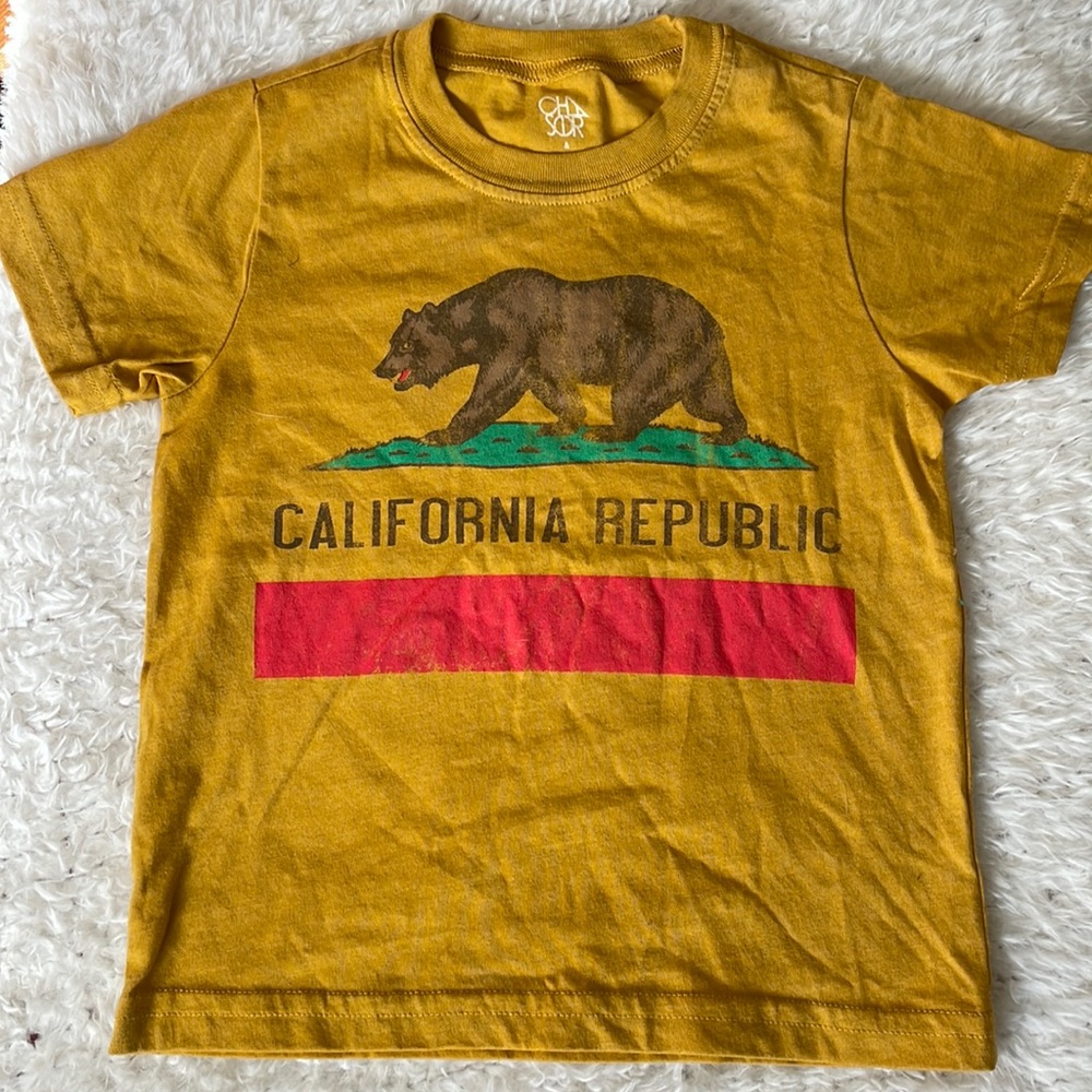 NWOT chaser kids california republic tee